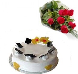 1/2 Kg Pineapple Cake 3 roses