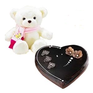 Teddy 6 inches with 1 kg Heart chocolate cake